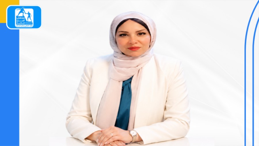 د.سالي شراقي